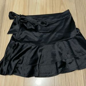 Black skirt